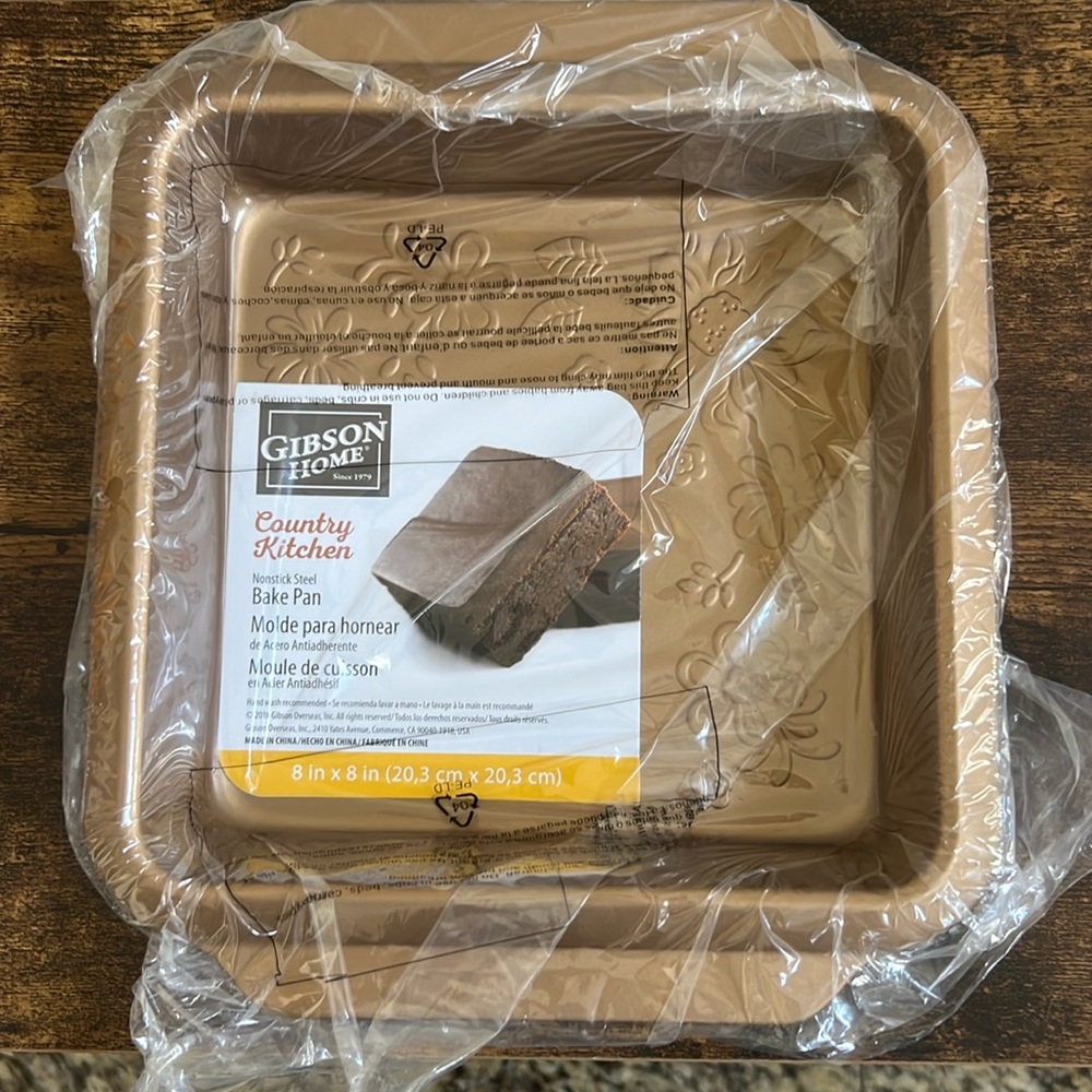 Gibson Home 8x8 square pan Cooper color metal pan